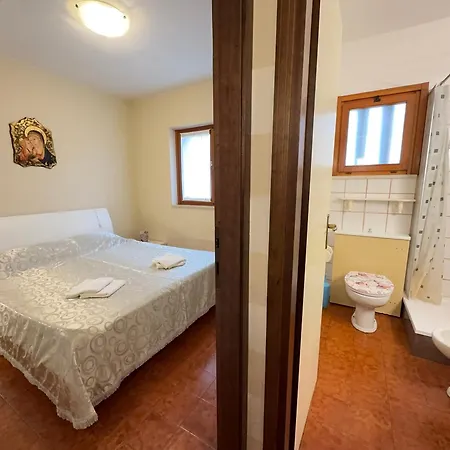 Free Swimming Pool, 5 Min From Punta Gro Daire Sirmione